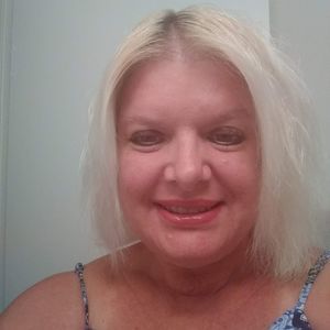 Meet your Posher, Catherine